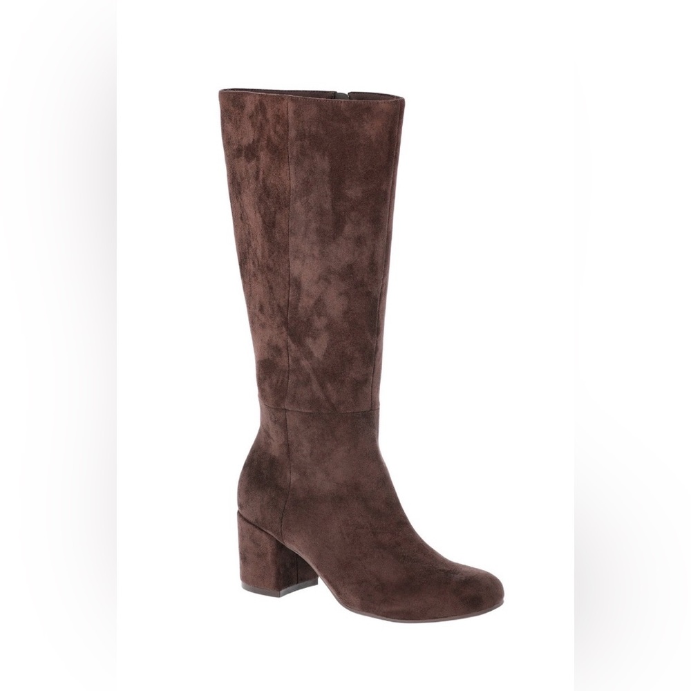 Time and Tru Dark Brown Heeled Boots - Picture 11 of 11